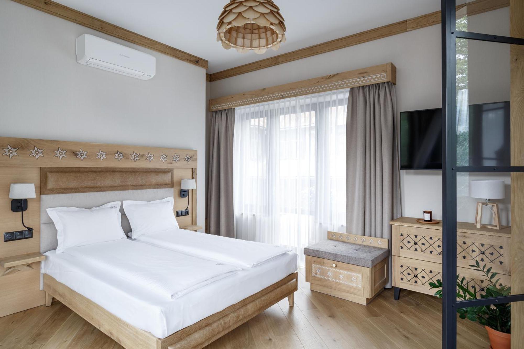 Aparthotel Cristina Zakopane Luaran gambar